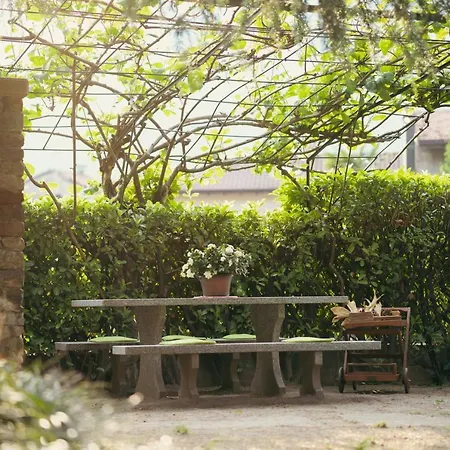 Villa Dervio דירה *