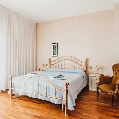 Lägenhet Villa Dervio *
