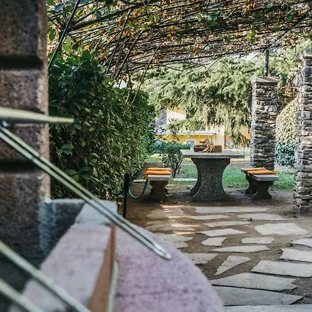Villa Dervio * דרביו